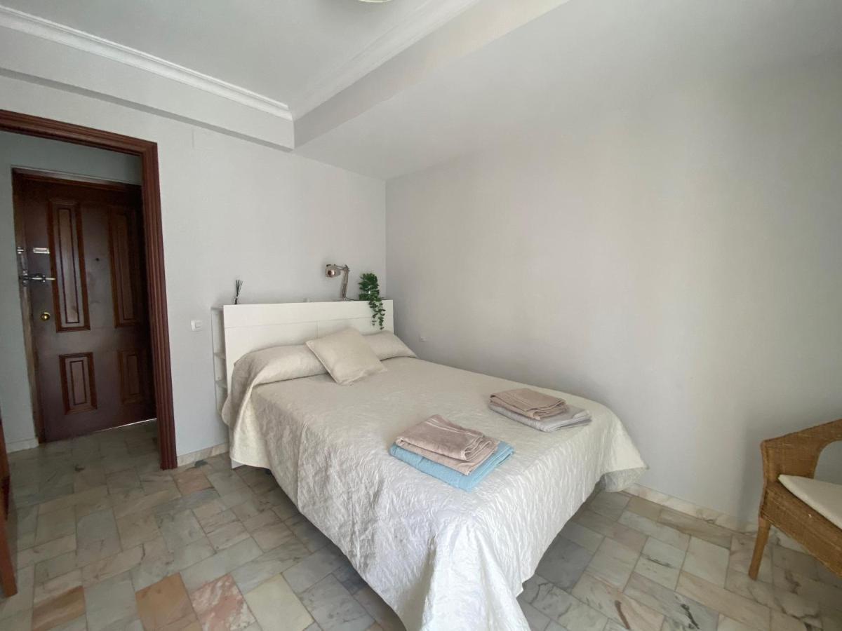 Acogedor Apartamento Placentines Seville Exterior photo